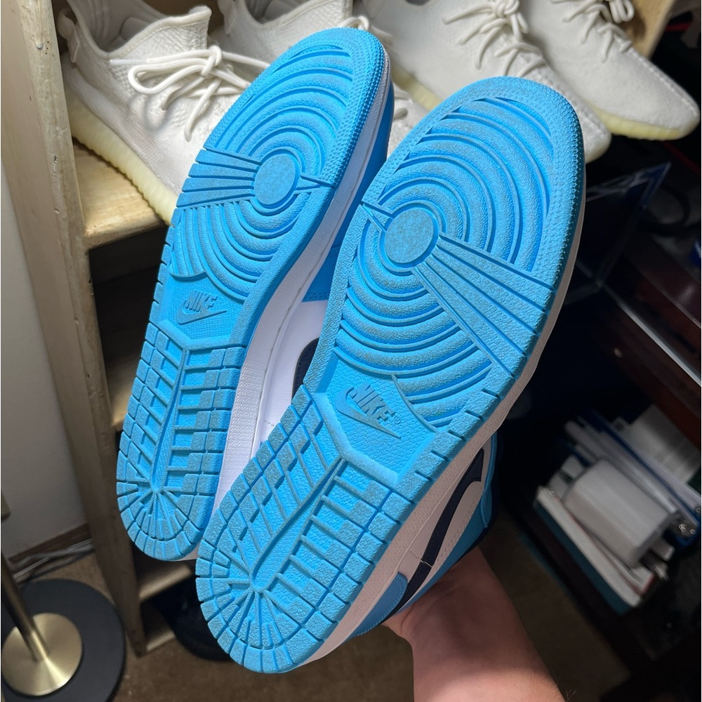 Jordan 1 Low Unc With Authentication - image 2